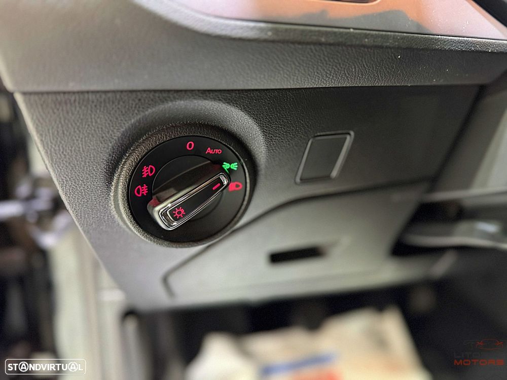 SEAT Leon 1.6 TDI S&S Style - 18