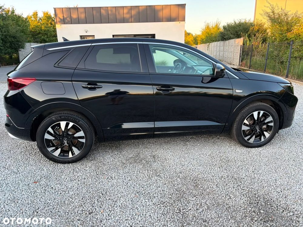 Opel Grandland 1.6 DI Automatik Edition - 16