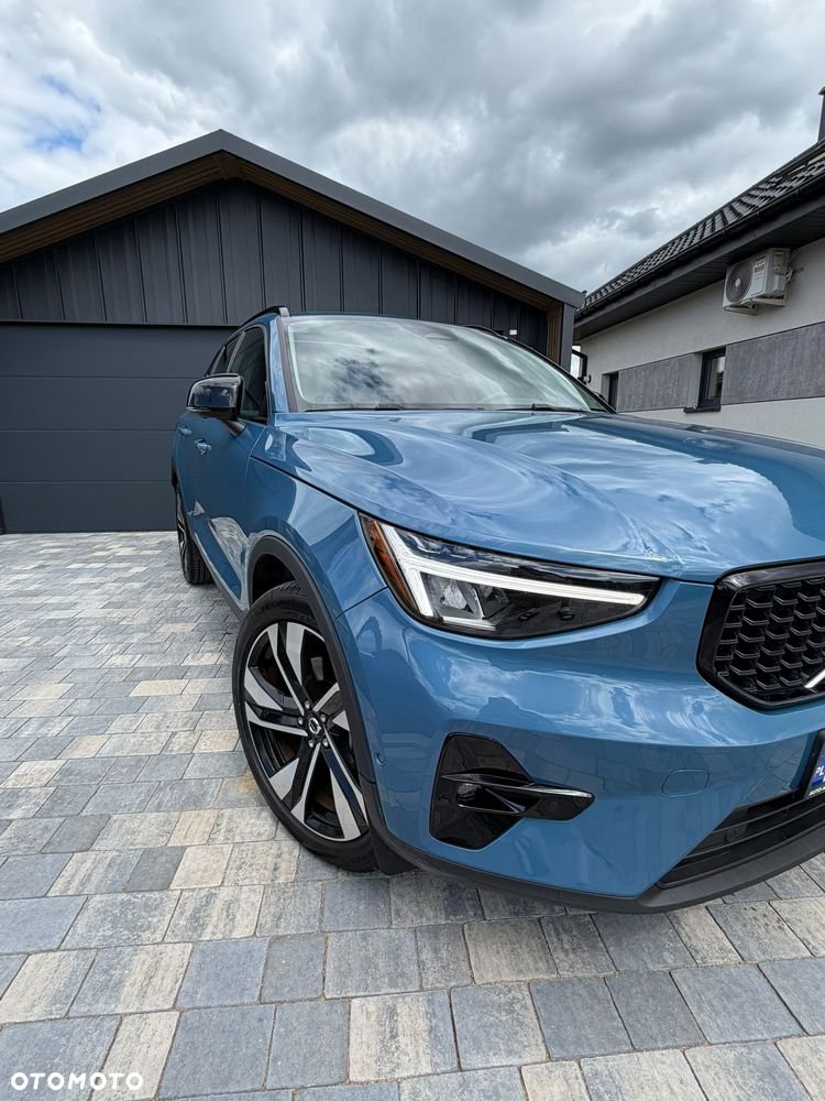 Volvo XC 40 B5 B AWD Ultimate Dark - 1