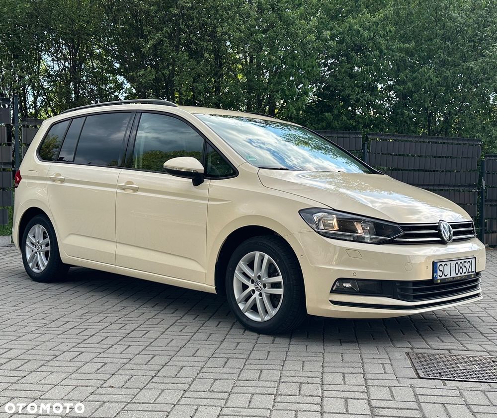 Volkswagen Touran - 2