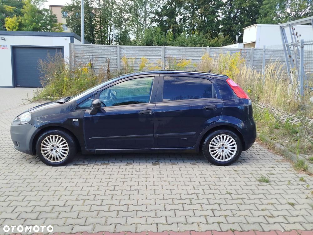 Fiat Punto 1.2 8V Active - 12