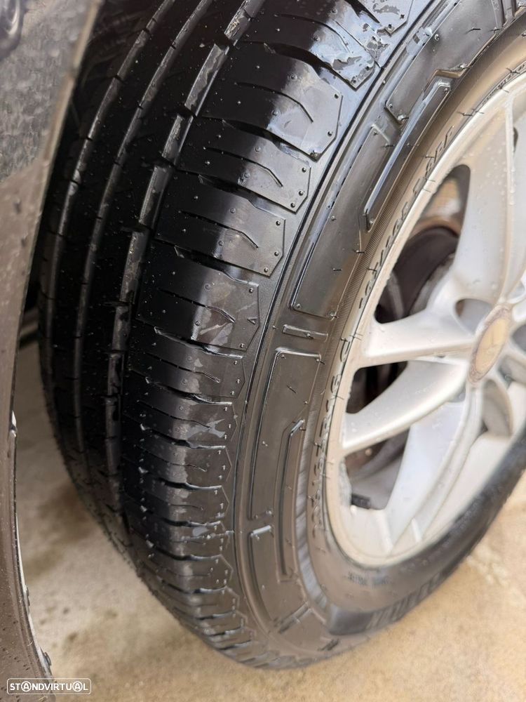 Mercedes-Benz Vito 116 CDi 5 lugares Mixto - 19