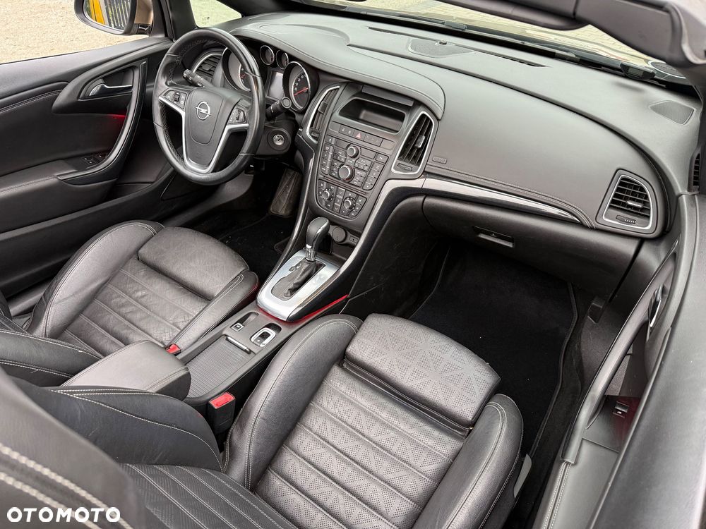 Opel Cascada - 24