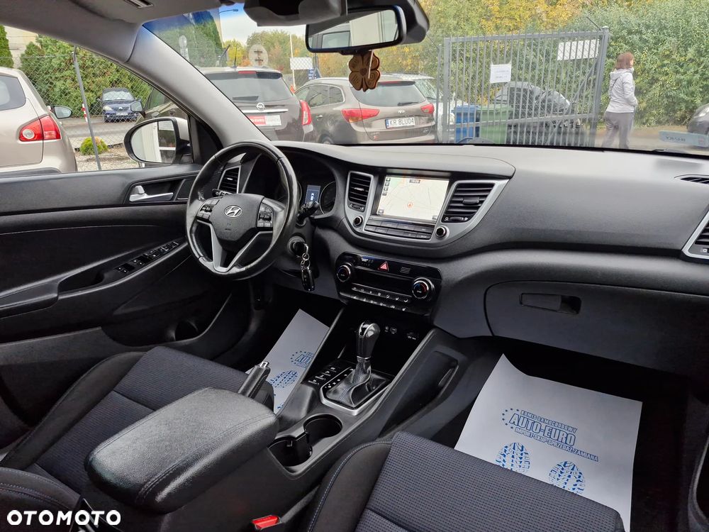 Hyundai Tucson - 25