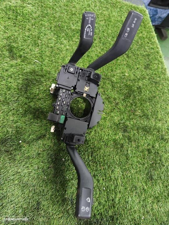 COMANDOS DOS PISCAS VOLKSWAGEN PASSAT VARIANT 3C5 - 1