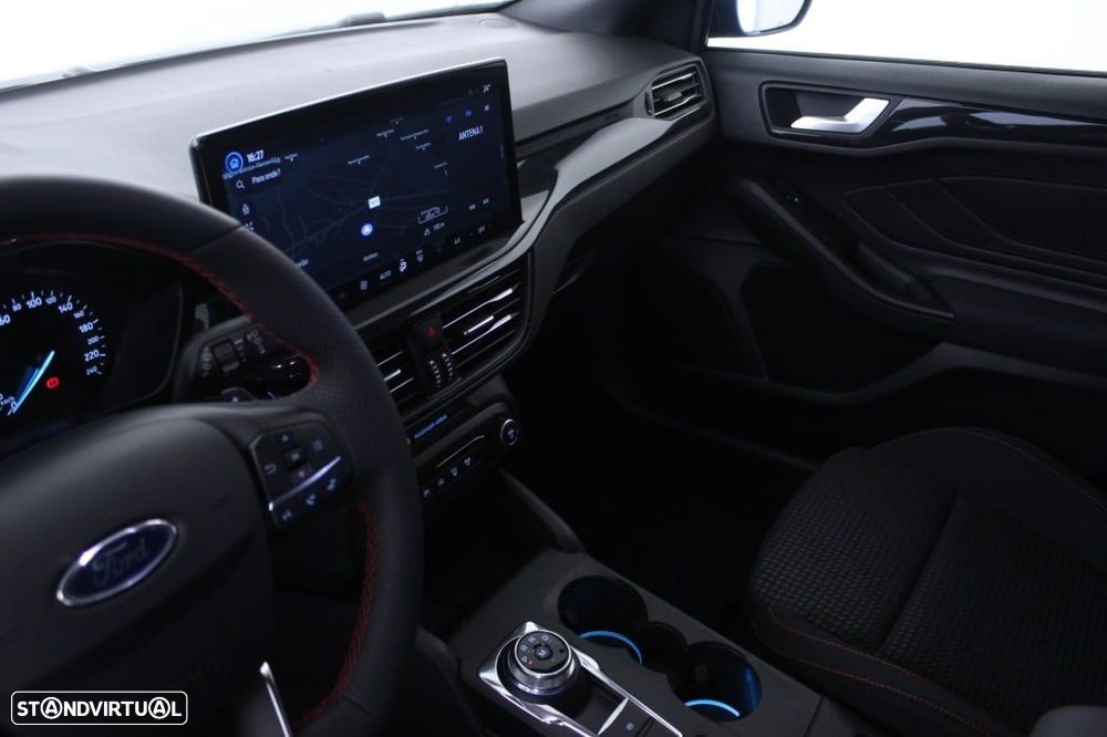 Ford Focus 1.5 TDCi EcoBlue ST-Line Aut. - 32