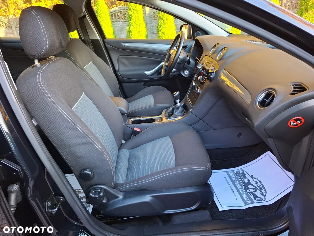 Ford Mondeo 2.0 TDCi Gold X - 21