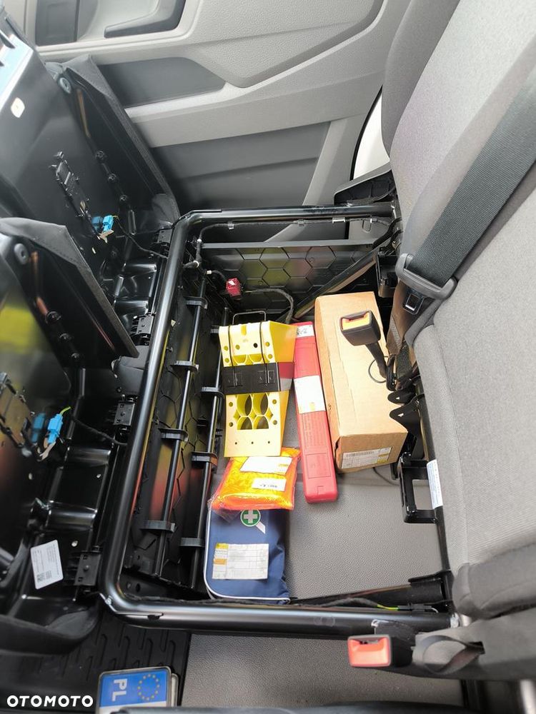 Volkswagen Crafter Furgon L4 H2 / 2.0 TDI 140 KM / 4490 mm / Wysoki dach - 16