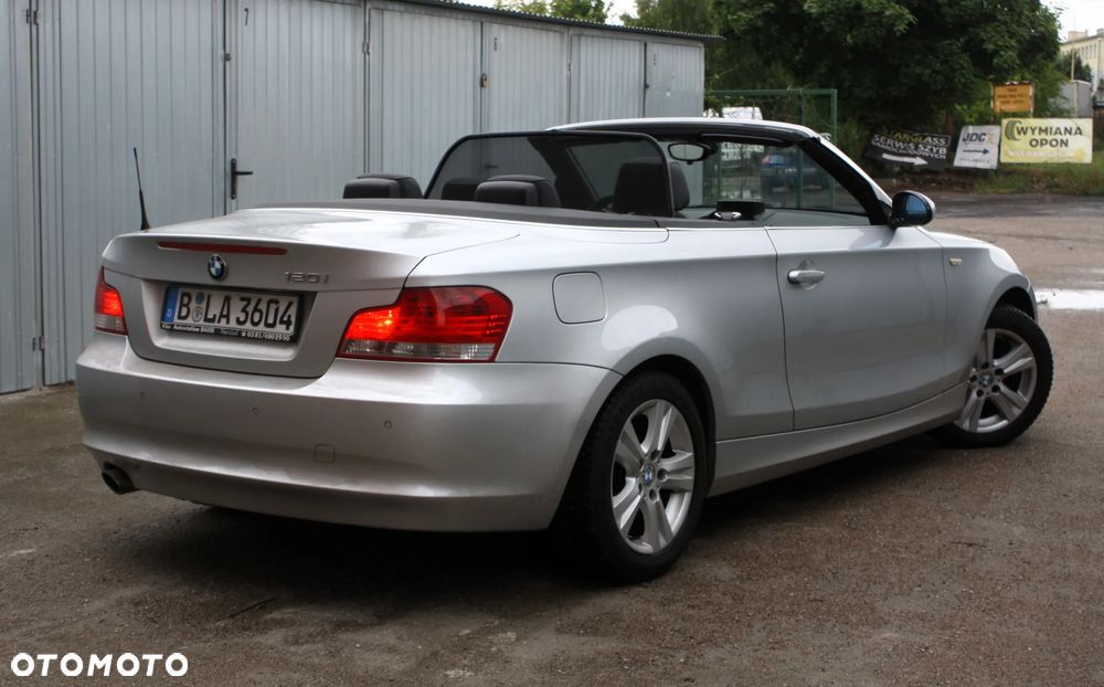 BMW Seria 1 120i Limited Edition Lifestyle mit M Sportpaket - 3