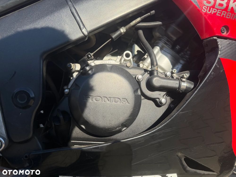 Honda CBR - 18