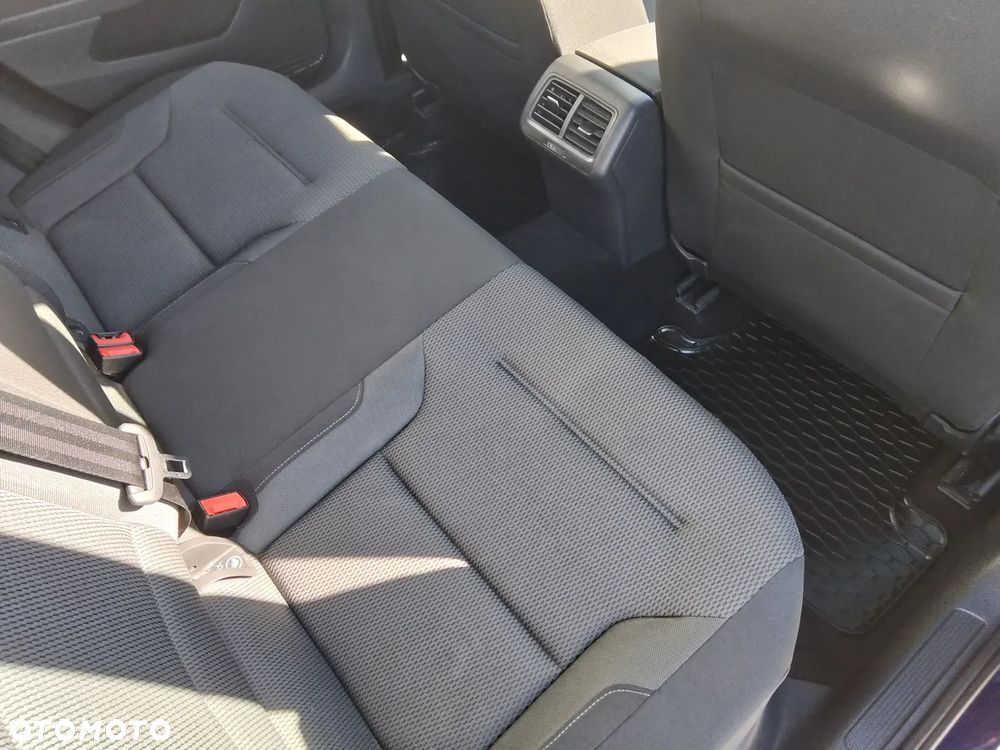 Volkswagen Golf 1.5 TSI BMT Comfortline - 27