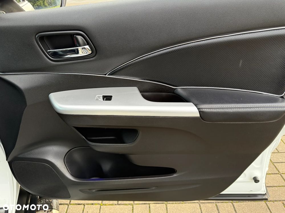 Honda CR-V 2.0i-VTEC 4WD Automatik Lifestyle - 19