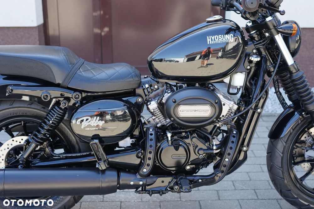 Hyosung GV - 10