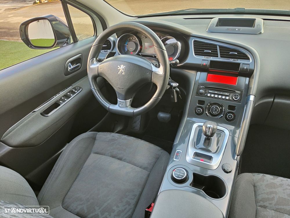 Peugeot 3008 2.0 HDi Hybrid4 - 37