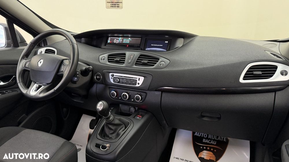 Renault Scenic - 13
