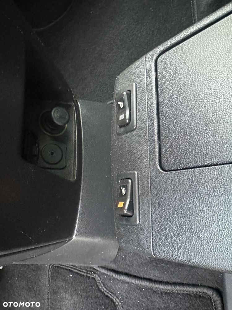 Mazda 5 2.0 Active Plus - 35