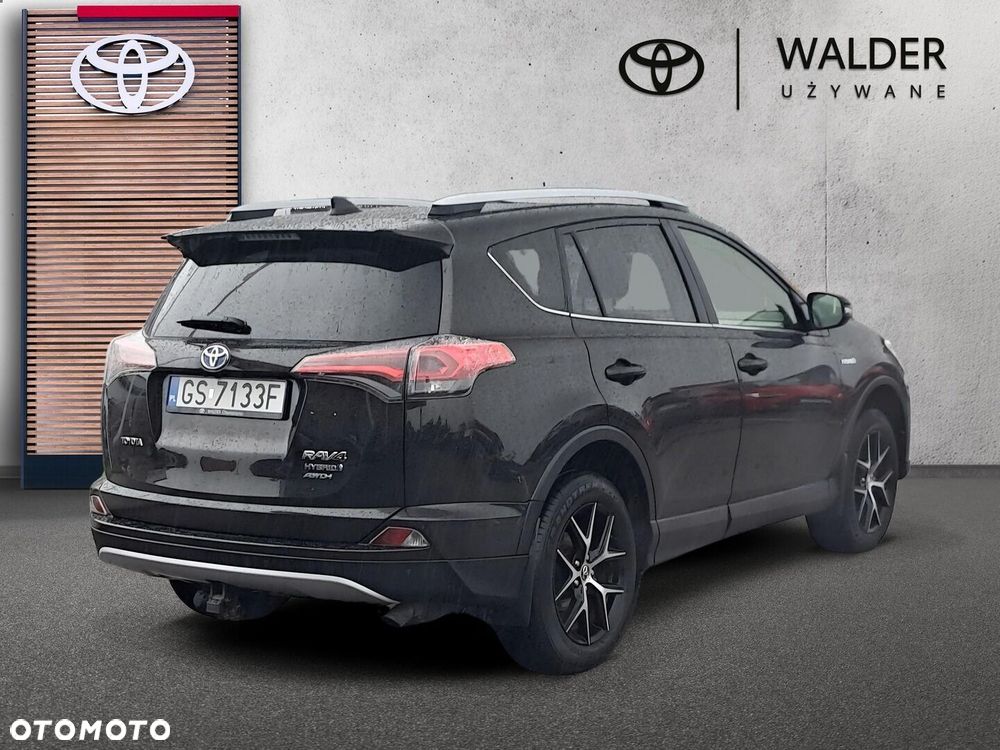 Toyota RAV4 Hybrid Style 4x4 - 5