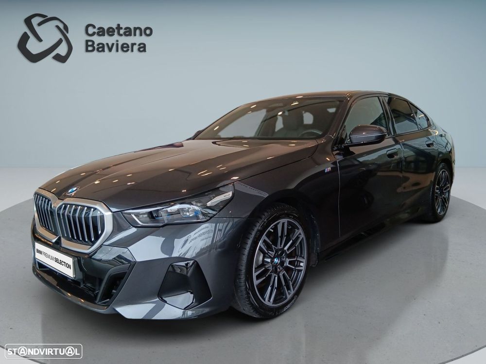 BMW 520 d Pack Desportivo M - 1