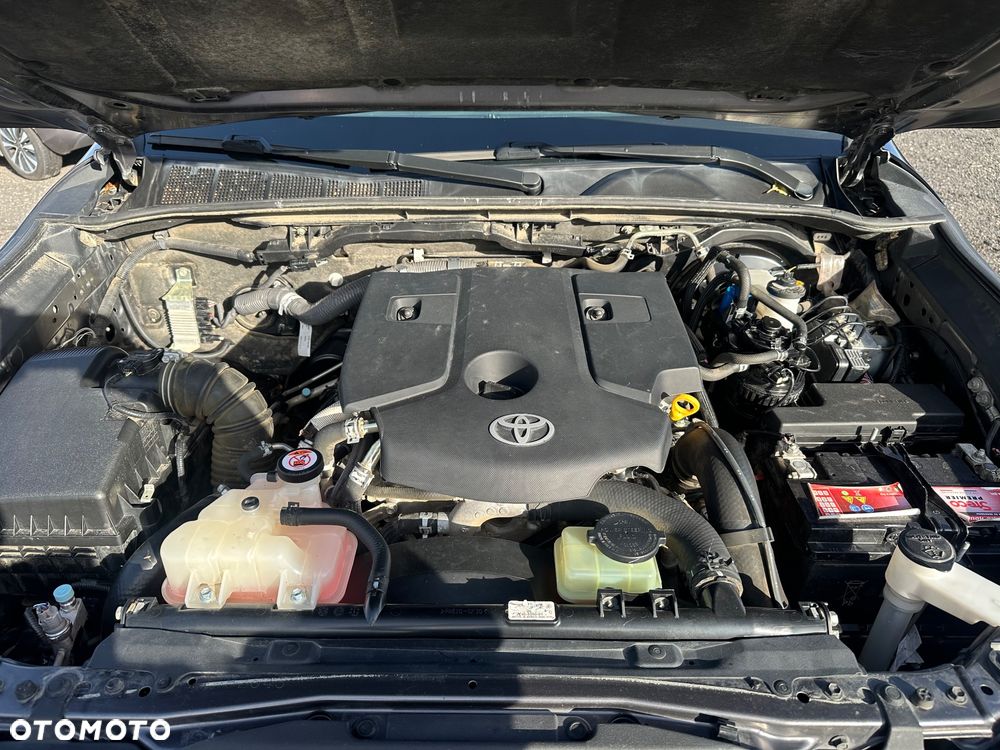 Toyota Hilux 4x4 Double Cab Duty Comfort - 19