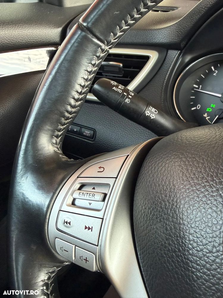 Nissan Qashqai 1.6 DCI Start/Stop N-Connecta - 15