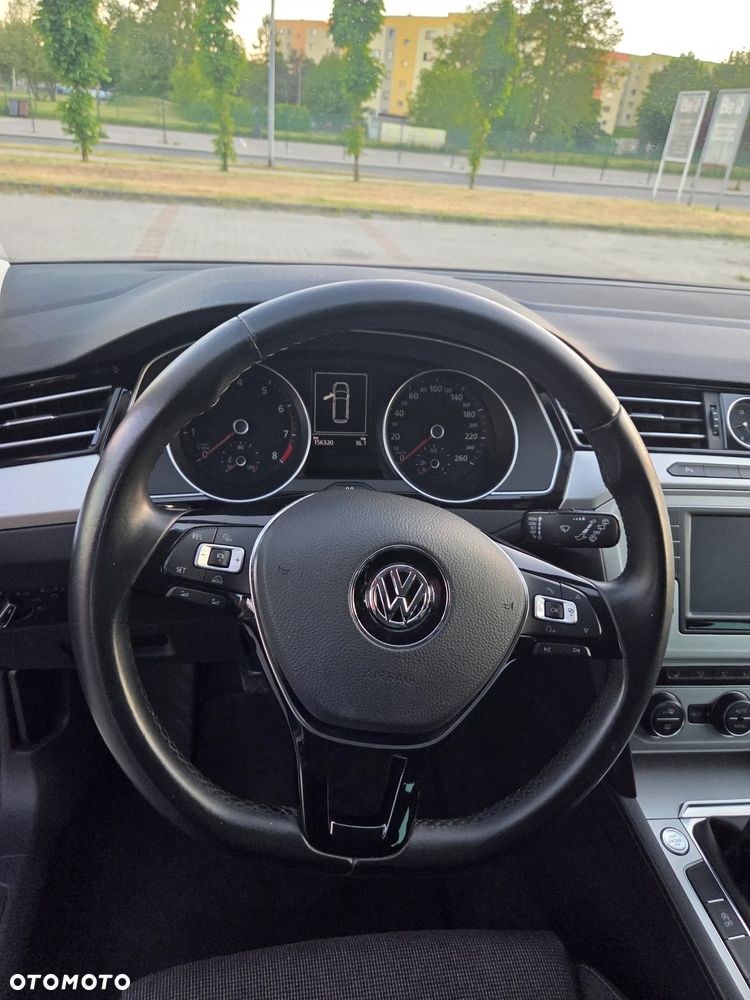 Volkswagen Passat 1.4 TSI ACT (BlueMotion Technology) Highline - 12