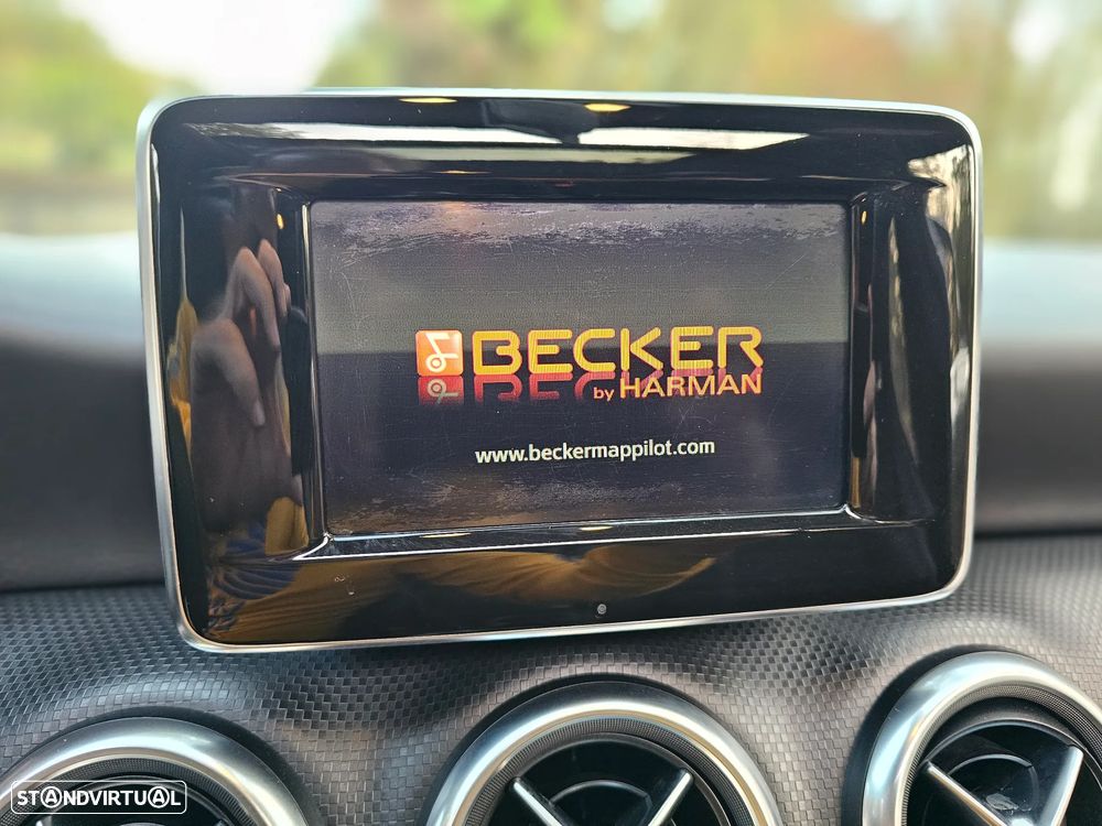 Mercedes-Benz A 180 CDi BE AMG Sport - 37