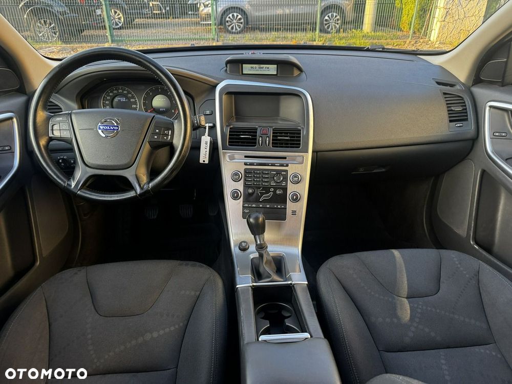Volvo XC 60 2.4D AWD - 12