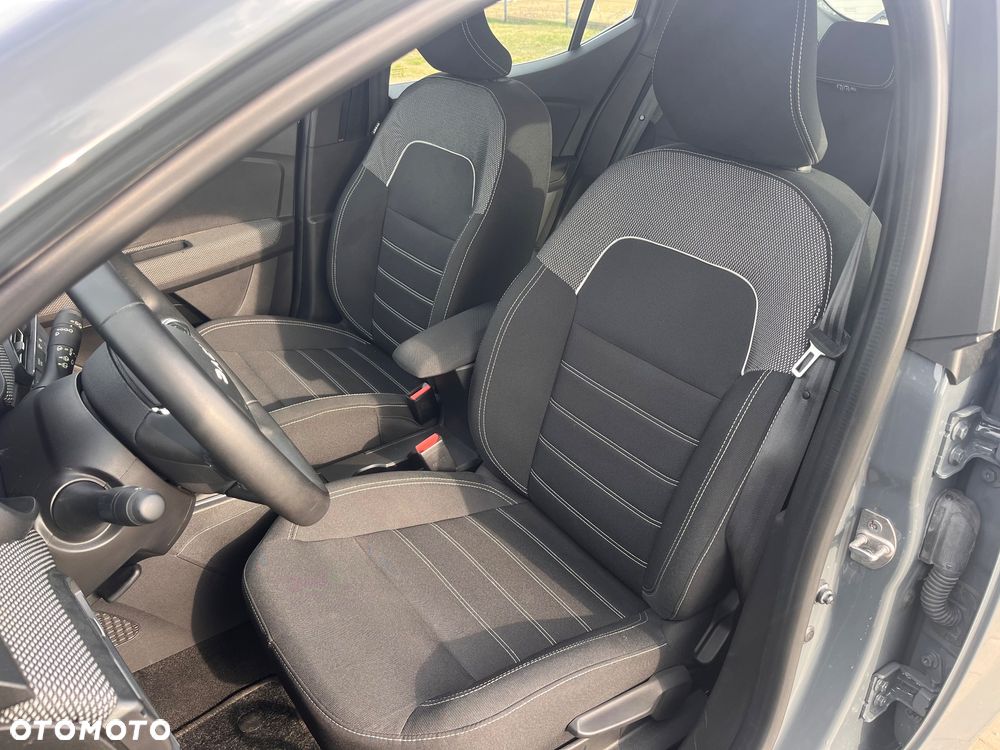 Dacia Sandero TCe 90 Essential - 14