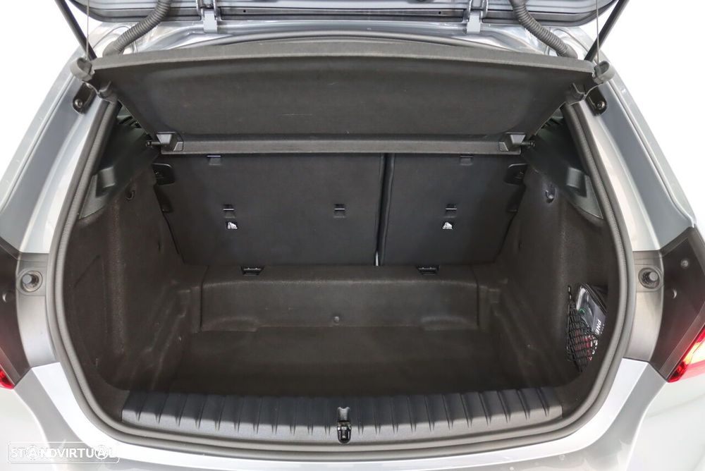 BMW 116 d Pack Desportivo M Auto - 17
