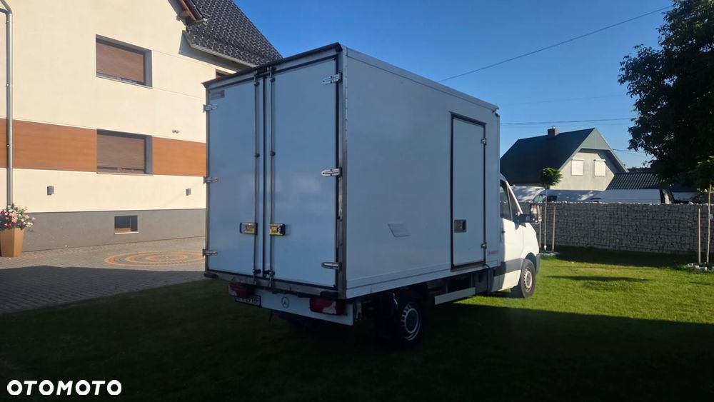 Mercedes-Benz Sprinter - 6