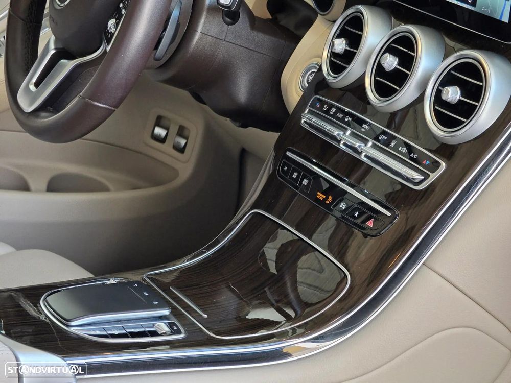 Mercedes-Benz GLC 300 e 4Matic - 31