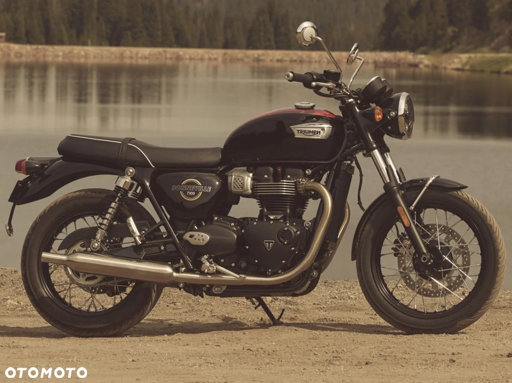 Triumph Bonneville - 1