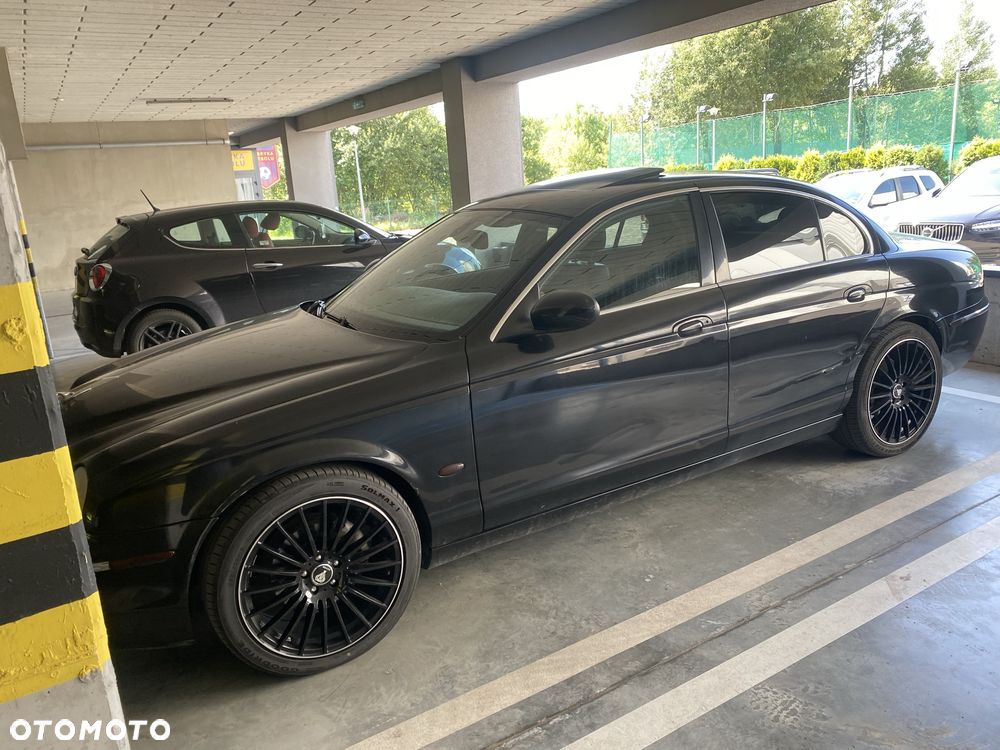Jaguar S-Type - 4