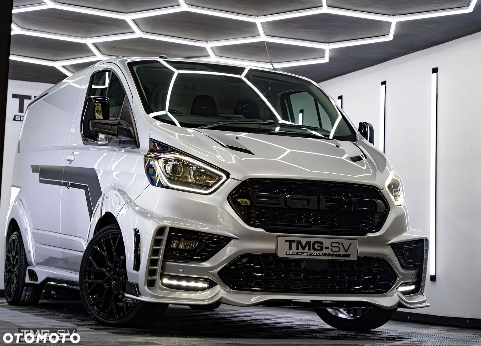 FORD TRANSIT CUSTOM  - SWB 2018 -2024 BODY KIT ZESTAW OSPOILEROWANIA - 1