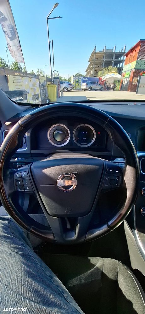 Volvo S60 - 17
