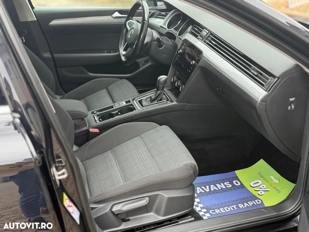Volkswagen Passat 2.0 TDI DSG Comfortline - 9