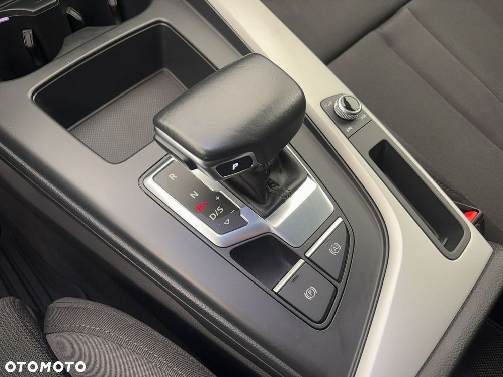 Audi A4 Avant - 16