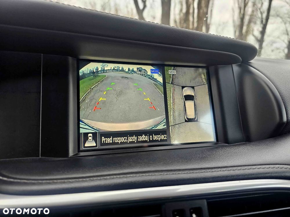 Infiniti Q30 1.6t Premium - 30