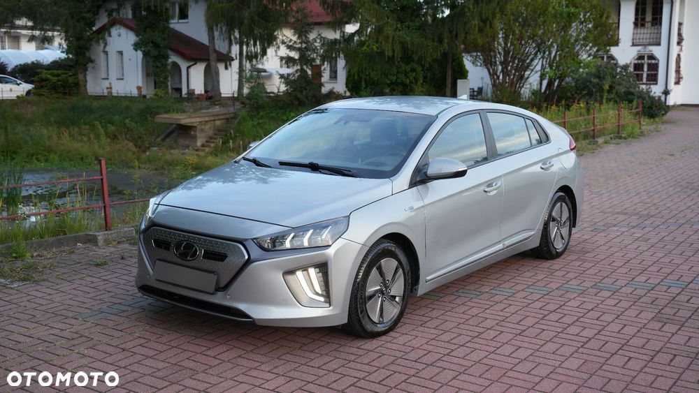 Hyundai IONIQ hybrid Premium - 11