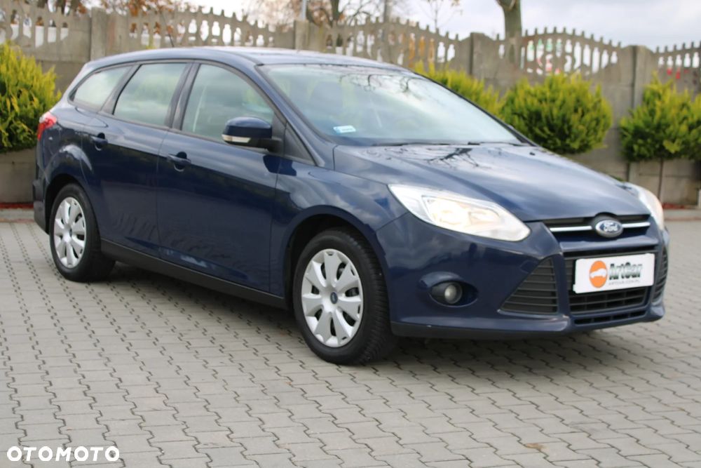 Ford Focus 1.6 Ambiente - 13
