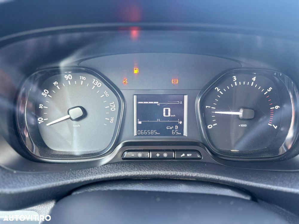 Toyota Proace 1.5 D-4D 120CP 8+1 L2H1 Base+ - 19