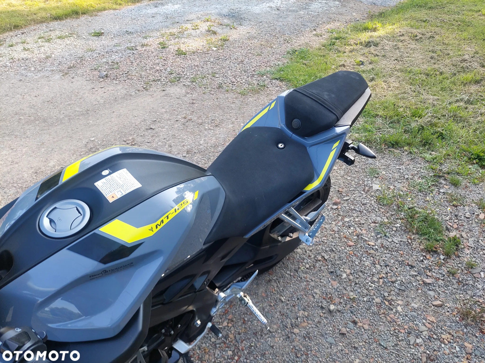 Yamaha MT - 12