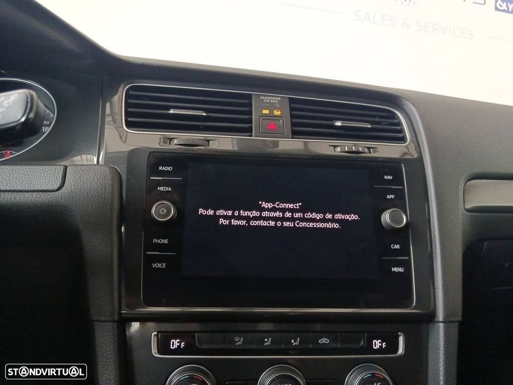 VW Golf Variant 1.0 TSI Confortline - 22