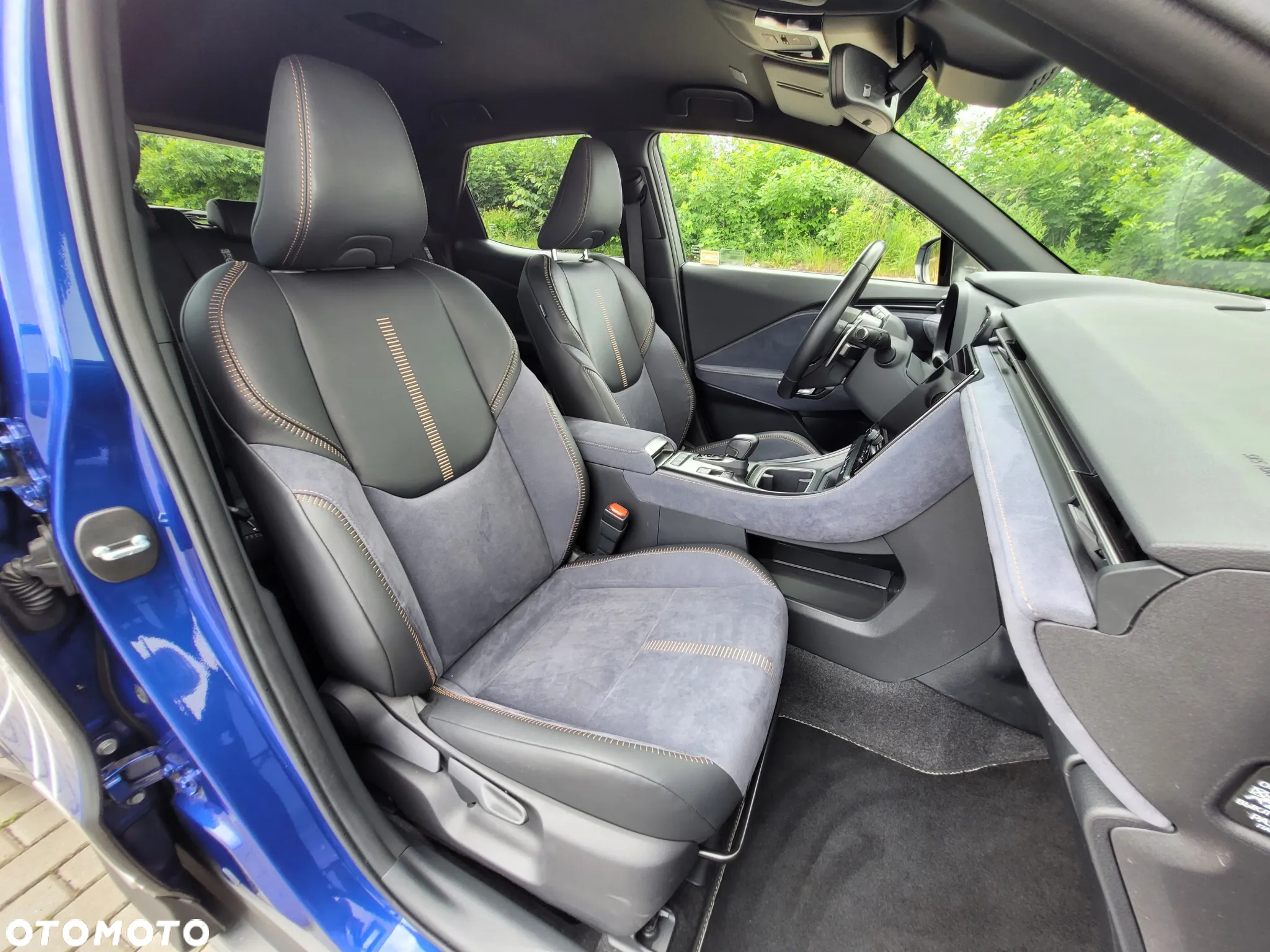 Lexus LBX 1.5 Hybrid Cool - 4