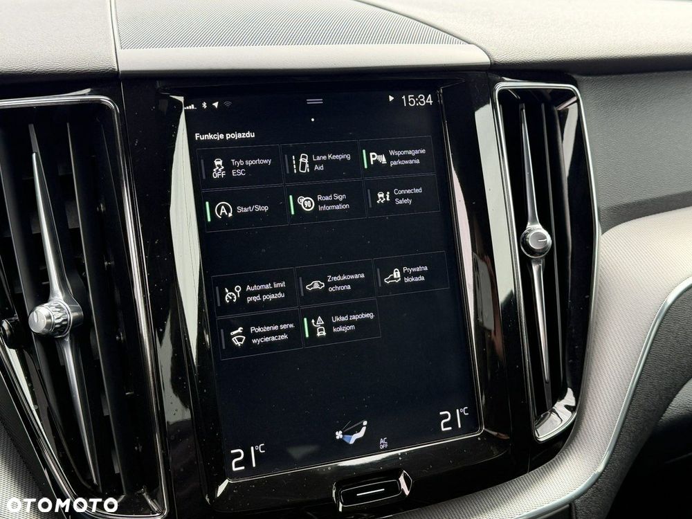Volvo XC 60 D3 R-Design - 27