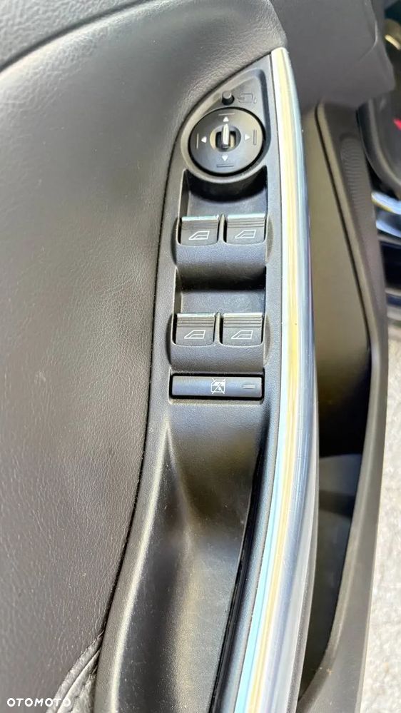 Ford Focus ST - 13