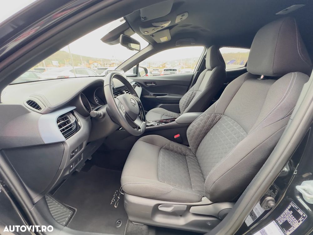 Toyota C-HR 1.8 HSD 122 CP 4x2 CVT Style - 11