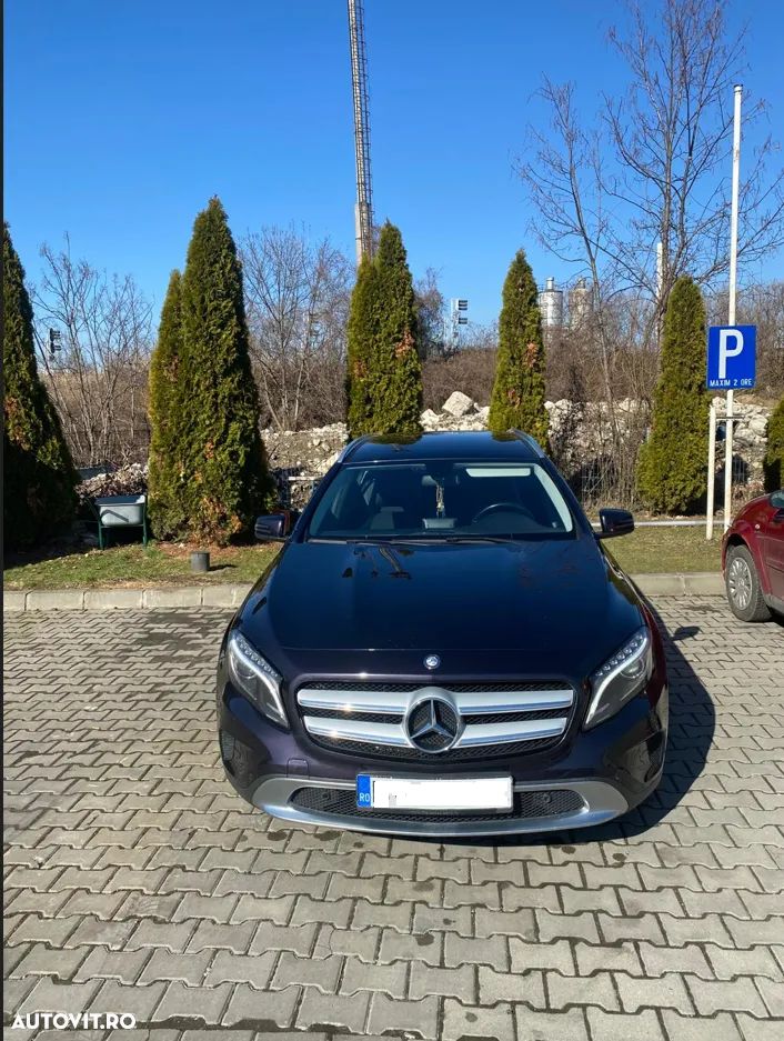 Mercedes-Benz GLA 200 d 4MATIC Aut. - 1