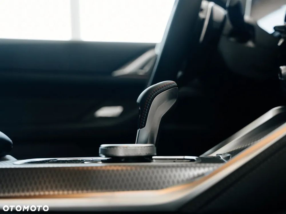 BMW M4 Competition M xDrive - 11