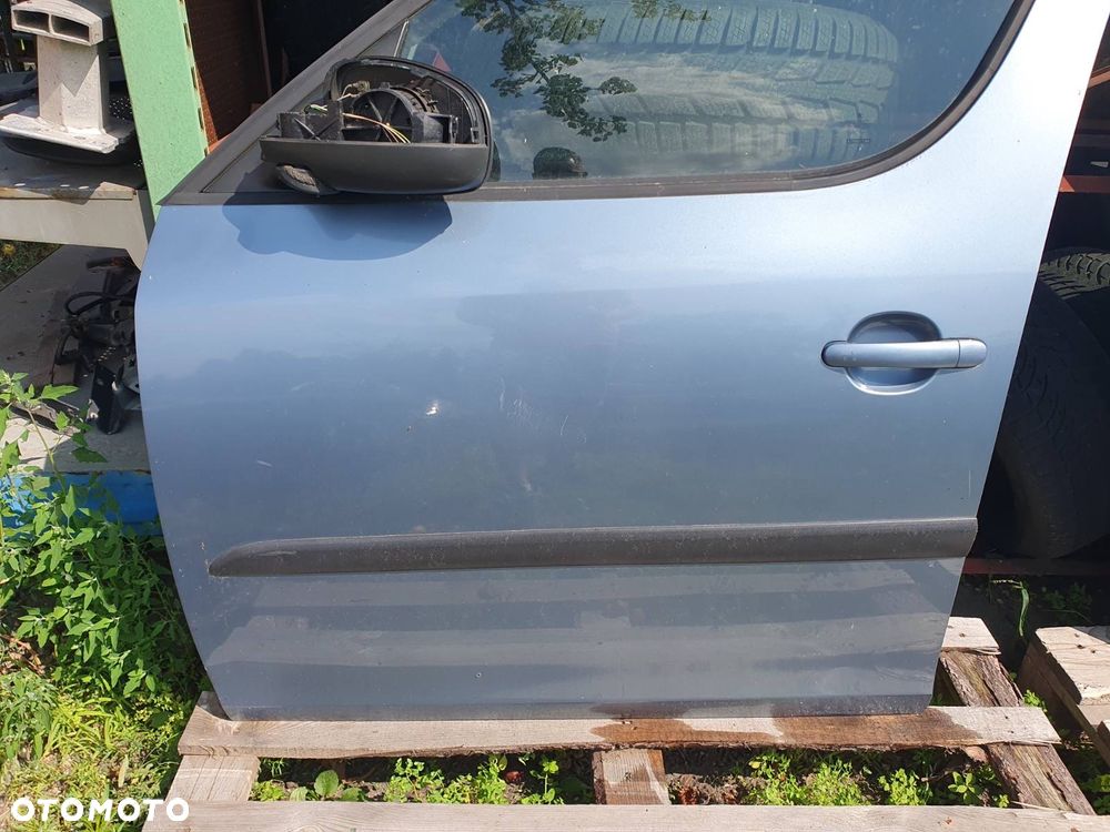 DRZWI L/P PRZÓD SKODA ROOMSTER KOD 9154 - 3